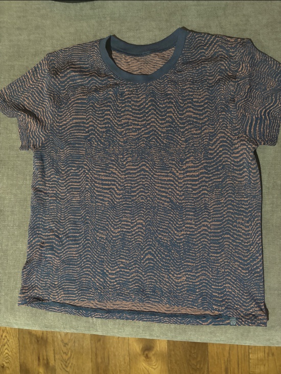 lululemon athletica Tops - lululemon athletica Navy and Peach Short Sleeve Tee